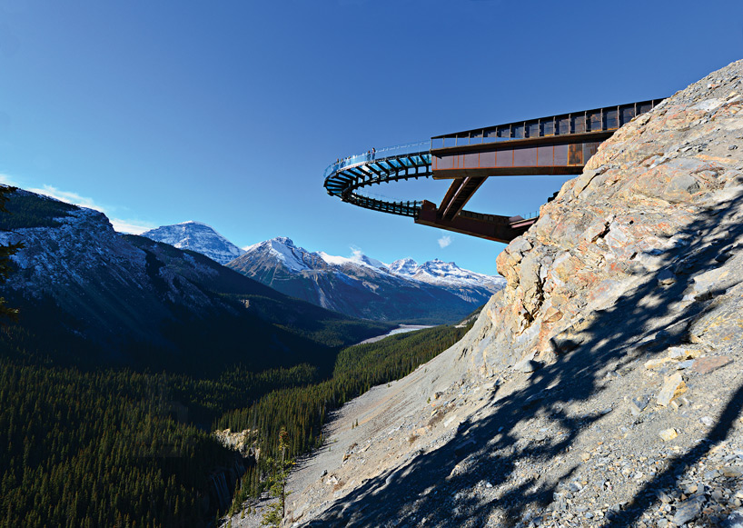 skywalk-jasper-national-park-canada